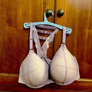 Lane Bryant Cacique, only tried on once! Size 46DD, closes in front. Super cute!